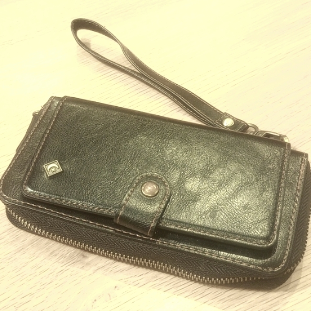 Fantastic POLA Dark Brown Leather Clutch Wallet EUC